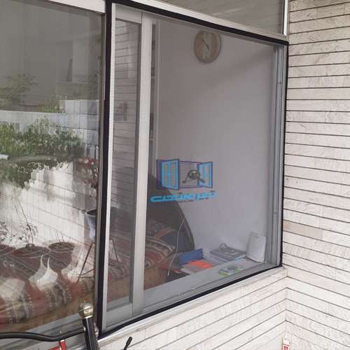 چرا توری پنجره در مناطق گرم و مرطوب ضروری است؟